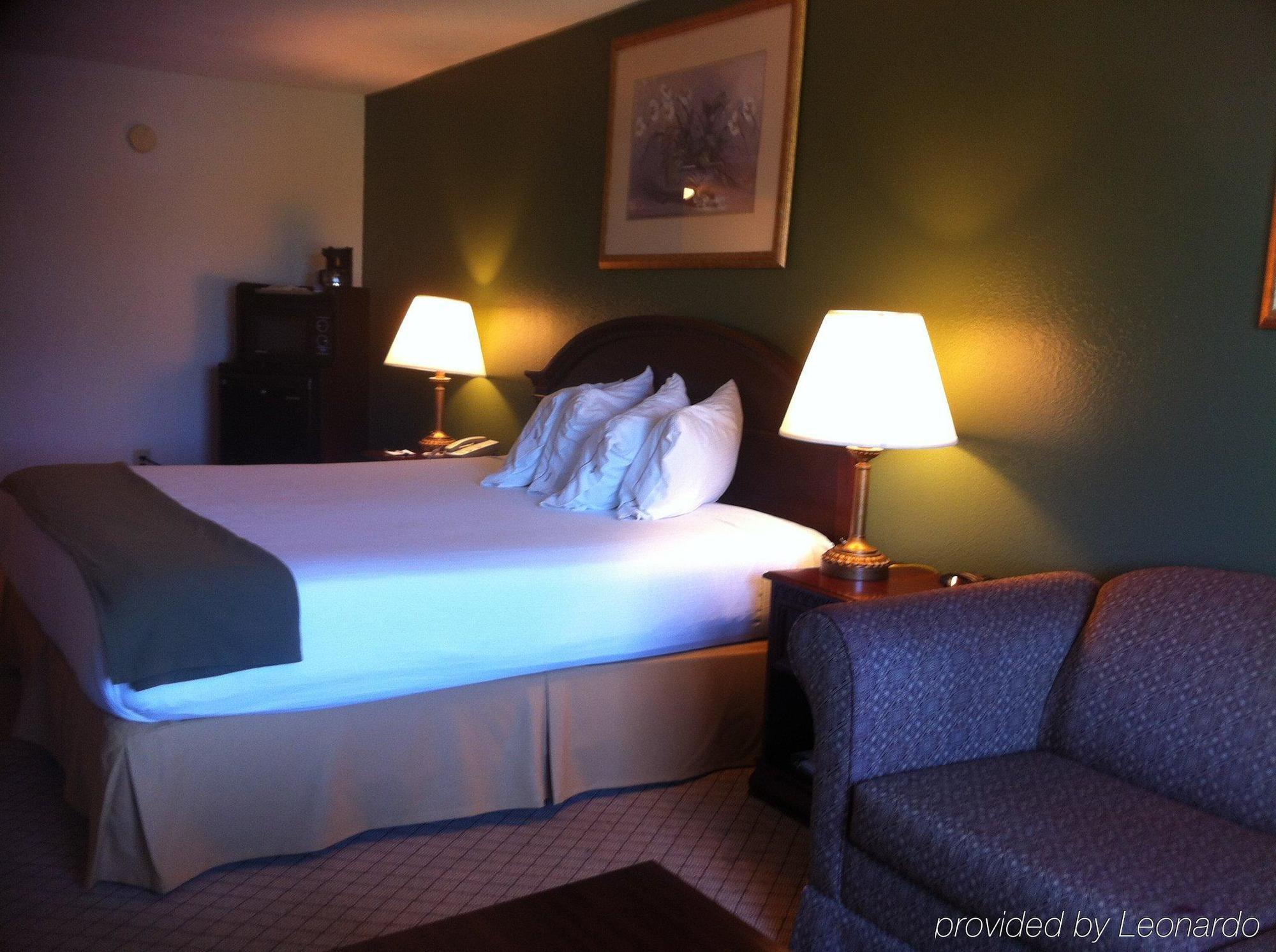 Baymont By Wyndham Montgomery South Rom bilde